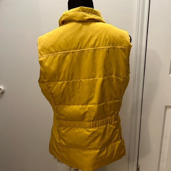 Yellow Lands End puffer vest size Small - Picture 4 of 6